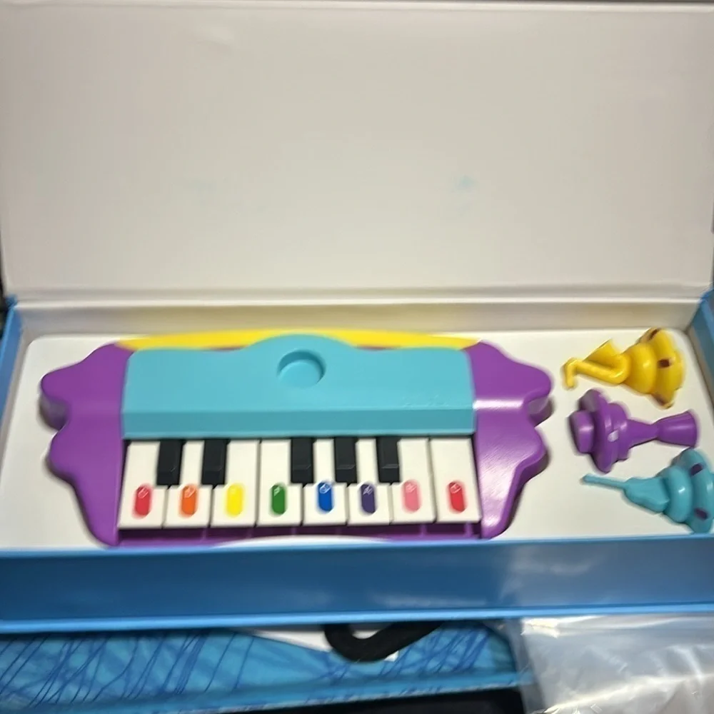 Plugo gamepad and tunes music learning kit